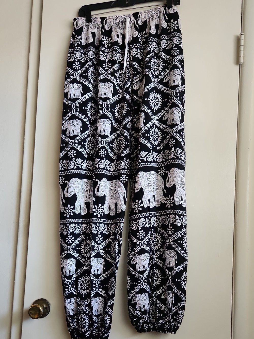 Urban Coco Black & White Elephant Print Womens Pants XL